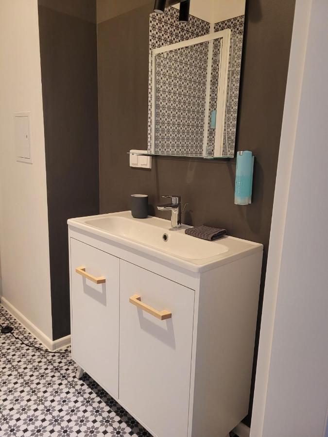 16 Apartamenty Ptak Szpital Matki Polki Szpital Kopernika Mandoria Orientarium Atlas Arena Plac Zabaw - Zamojska 20A M16 Parking Łódź Kültér fotó